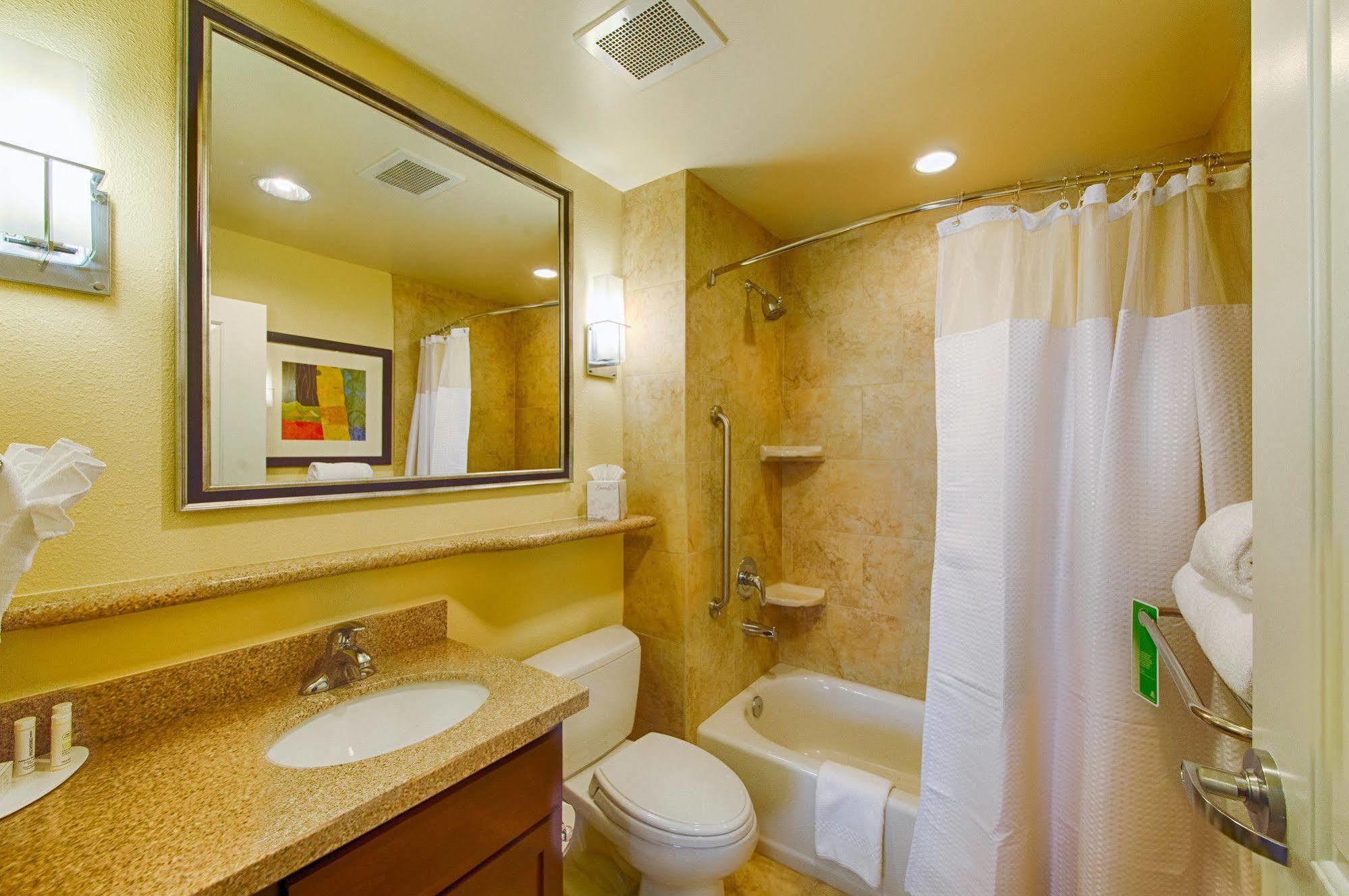 Towneplace By Marriott Airport Hotel El Paso